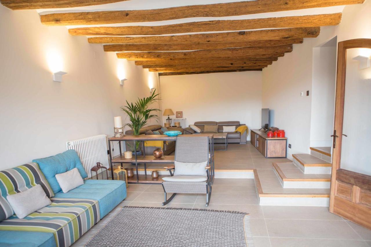 Casa Rural Masia Les Apieres El Pla de Manlleu Esterno foto
