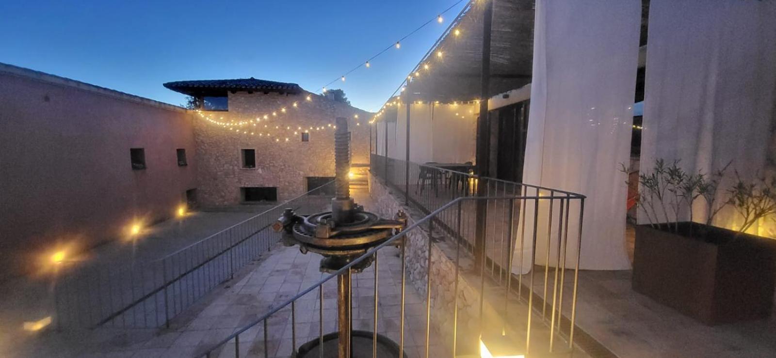Casa Rural Masia Les Apieres El Pla de Manlleu Esterno foto